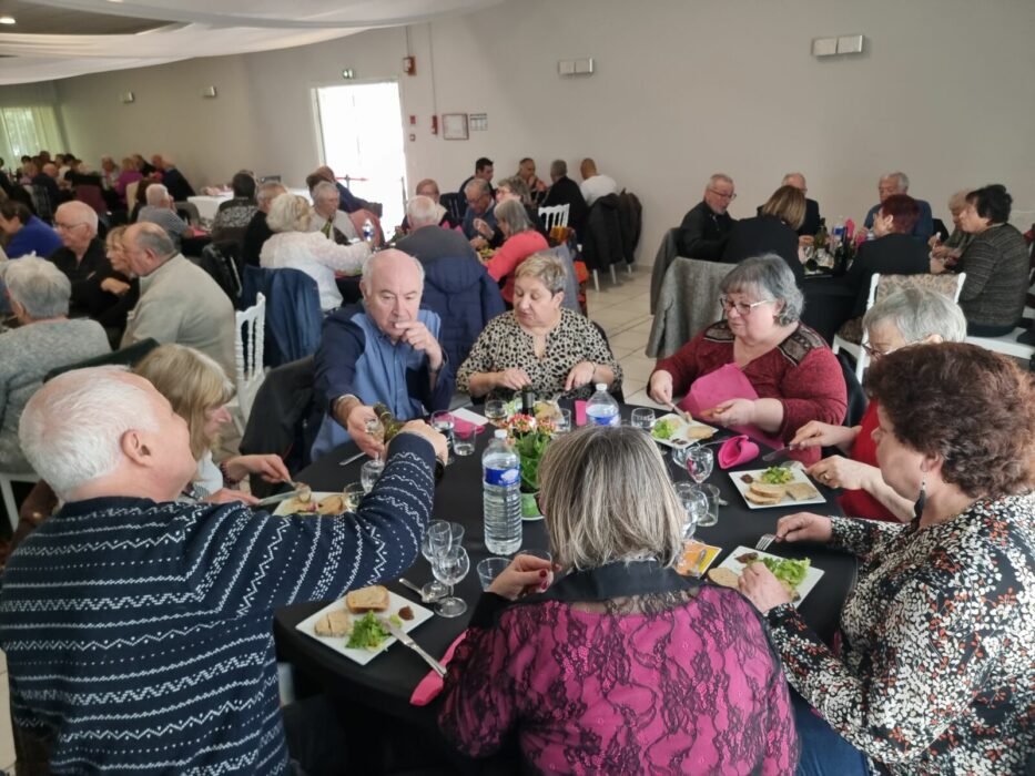 repas senior-lundi 13 mars (105)