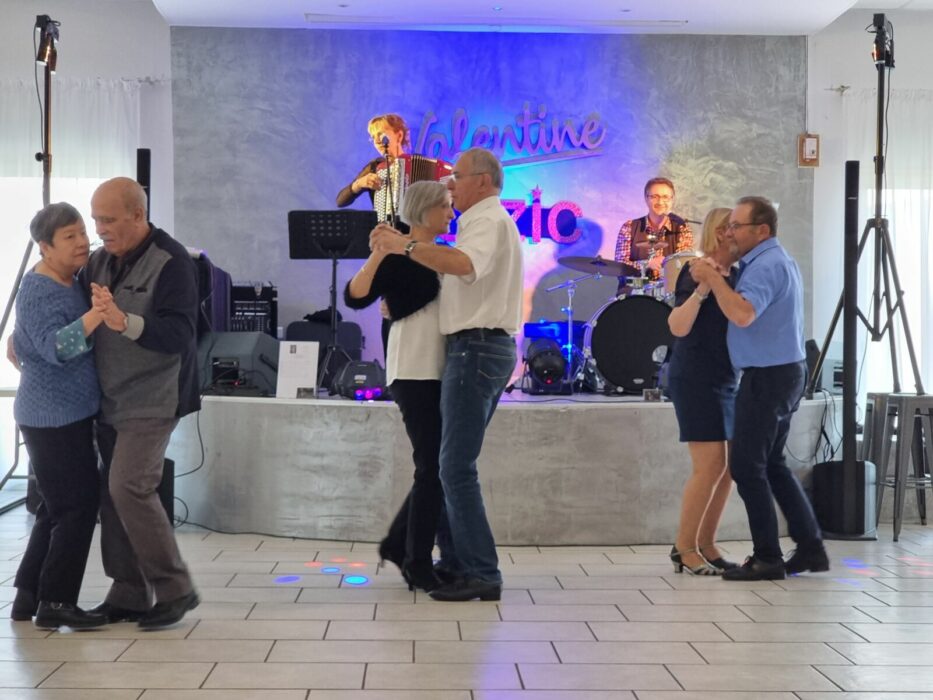 thé dansant avril 2023 (28)