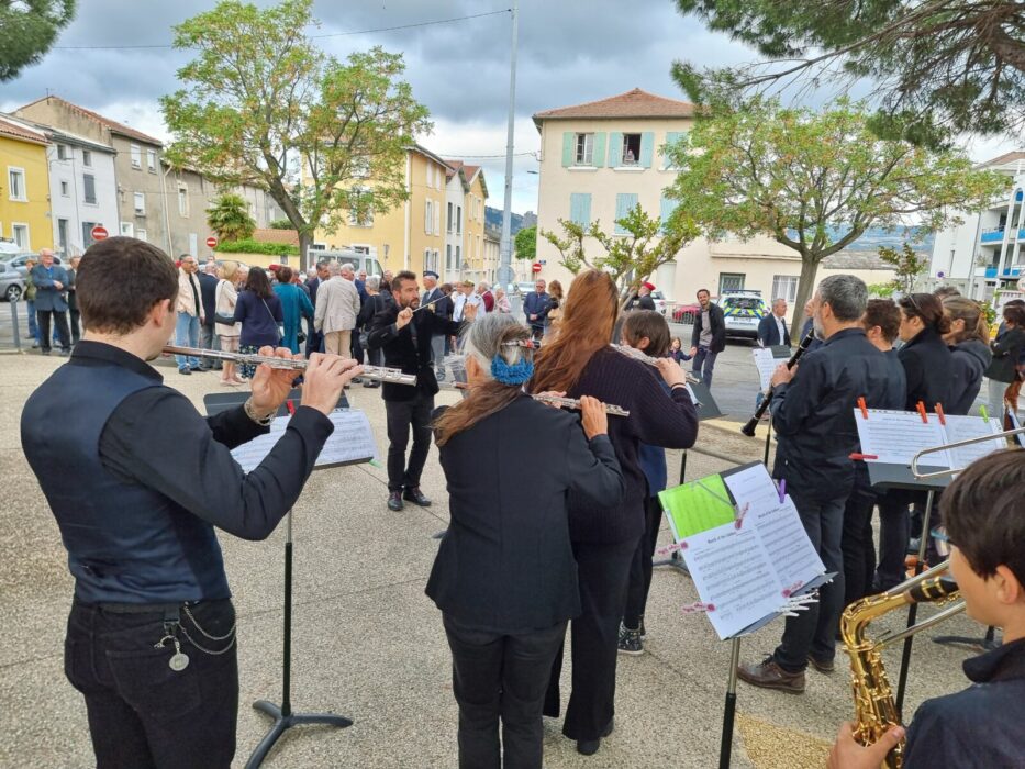 cérémonie 8 mai (30)