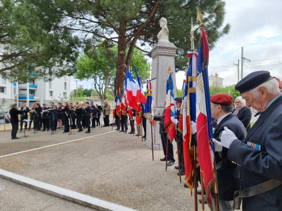 cérémonie 8 mai (41)