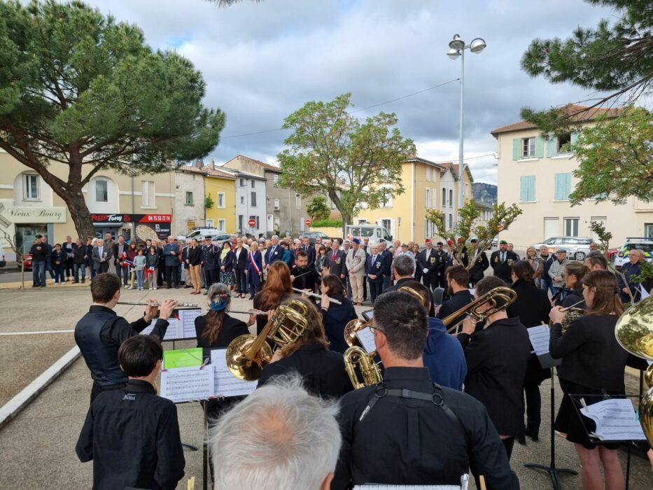 cérémonie 8 mai (77)