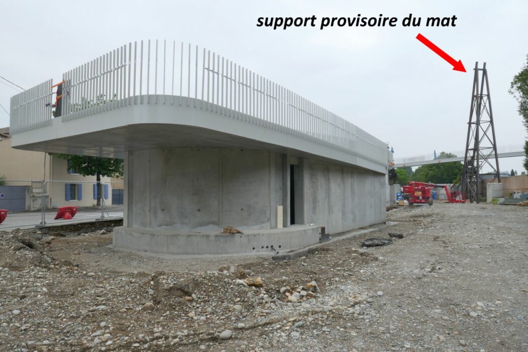 support provisoire du mat 23