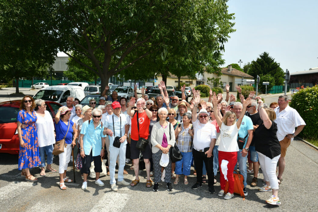 départ voyage séniors st maxime17.06 (15)