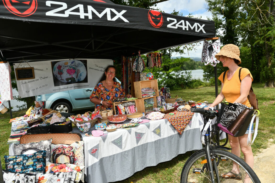 exposants du marché dimance 02.07+ promenade en bateau et boule (53)