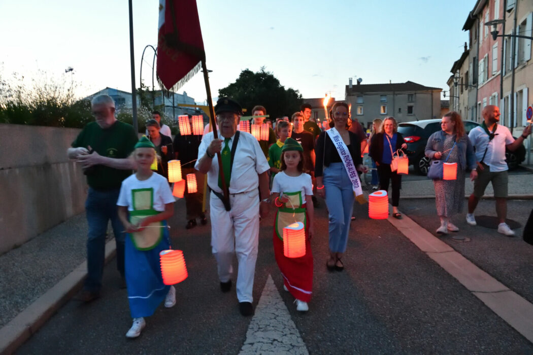 retraite flambeau-place de la liberté 30.06 (10)