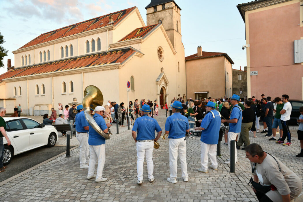 retraite flambeau-place de la liberté 30.06 (2)