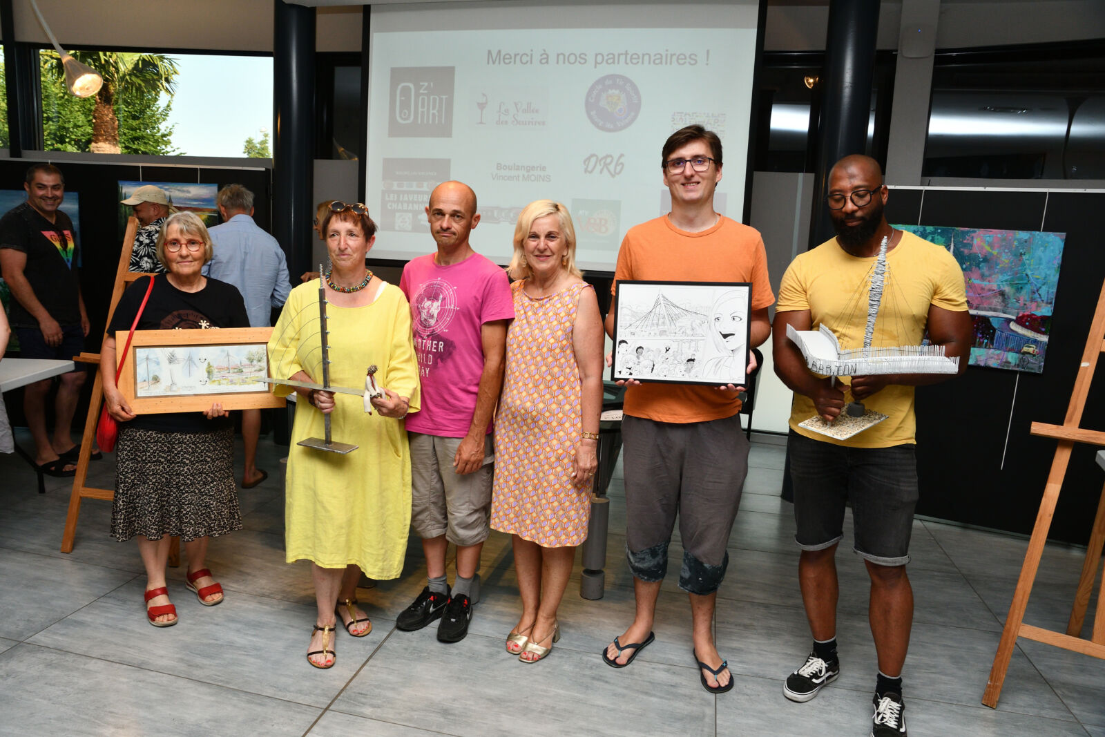 Concours des artistes lors des Fêtes du Rhône : Une célébration artistique de la passerelle de Bourg-lès-Valence