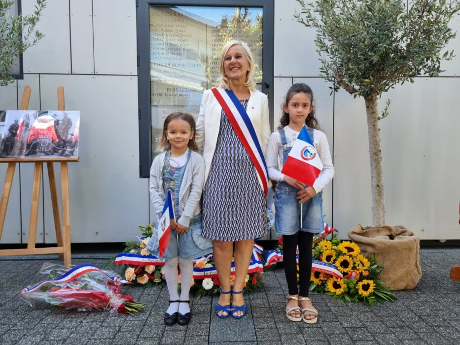 parvis mairie 31 aout (159)