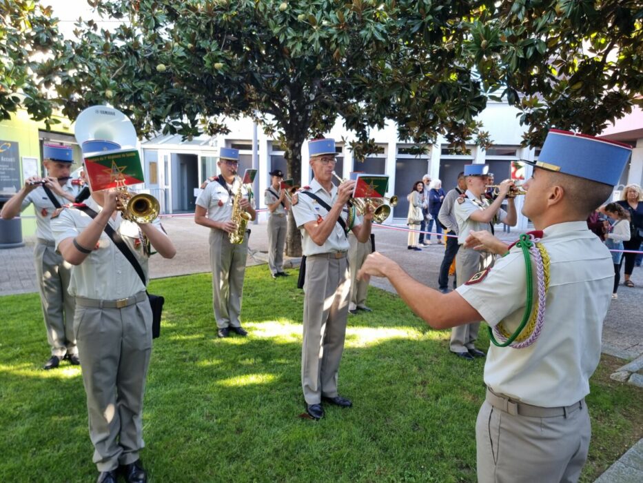 parvis mairie 31 aout (4)