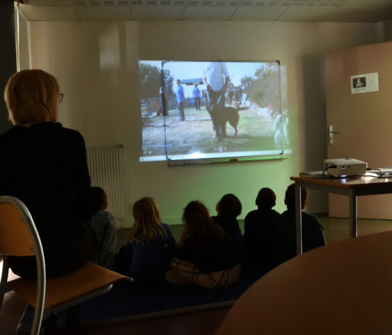 action sensibilisation au handicap,ecole des chirouzes 08.04 (29)