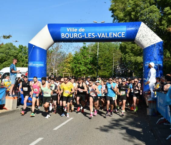 Retour en vidéo sur le semi-marathon 2024 de Bourg-lès-Valence