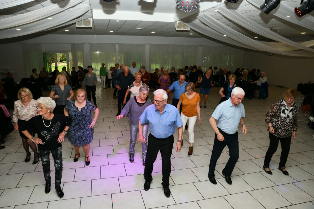 thé dansant la valentine 02.05 (46)
