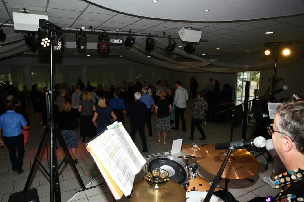 thé dansant la valentine 02.05 (7)