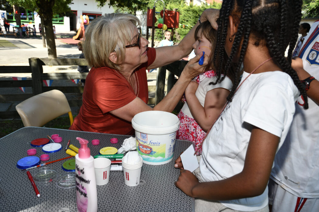 fête du périscolaire école chony 17.06 (9)