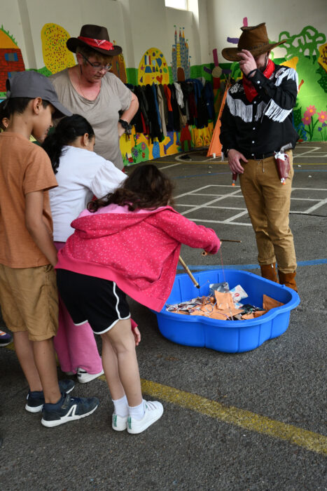 fête périscolaire école barthelon 18.06 (13)