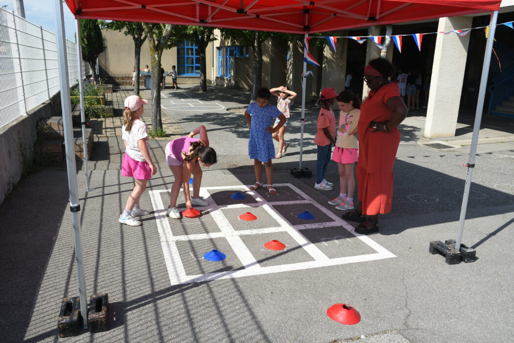 fête périscolaire école école jacques reynaud 27.06 (8)