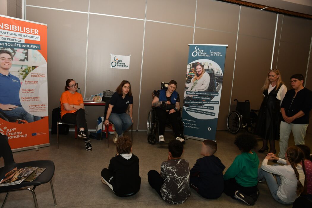 action sensibilisation au handicap dans les école 15.04 (26)