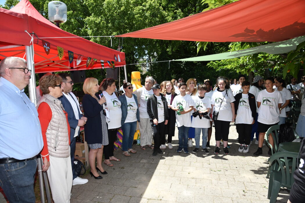 discours + coupure du ruban (8)