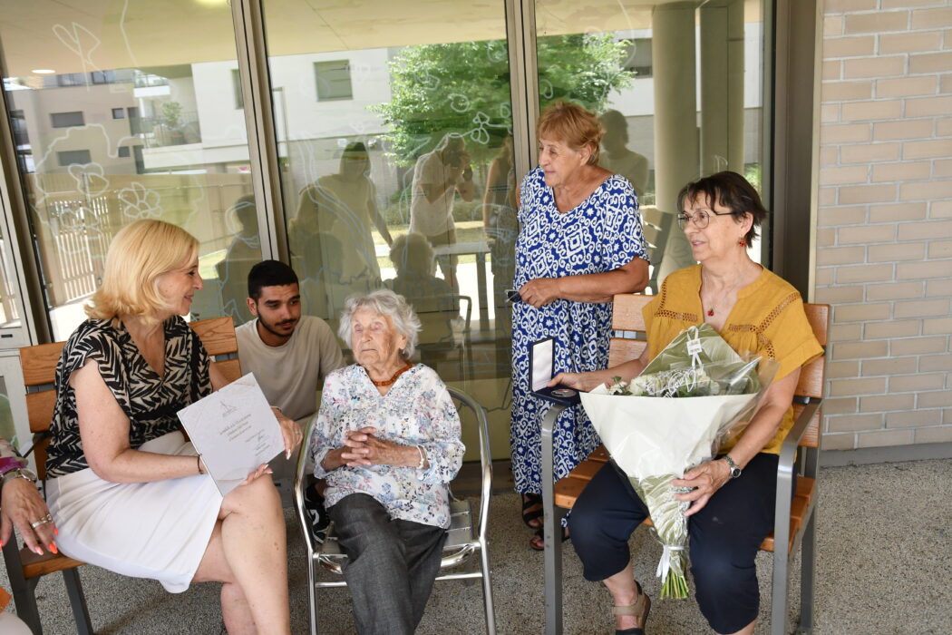 107 ans Odile Poirier 24.06 (55)
