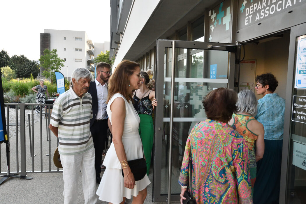 inauguration centre de santé 16.06.25 coupure de ruban + discourt (44)