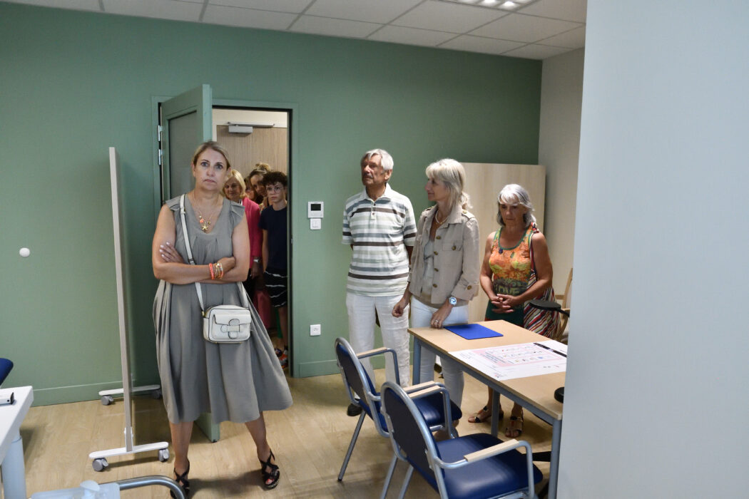 inauguration centre de santé 16.06.25 coupure de ruban + discourt (49)