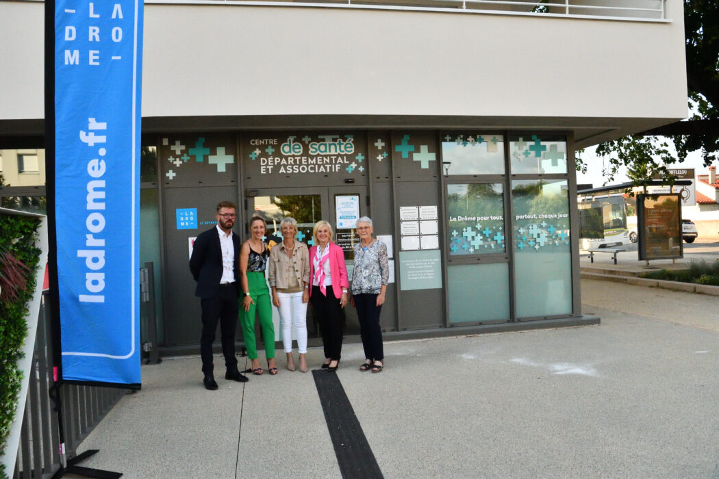 inauguration centre de santé 16.06.25 coupure de ruban + discourt (63)