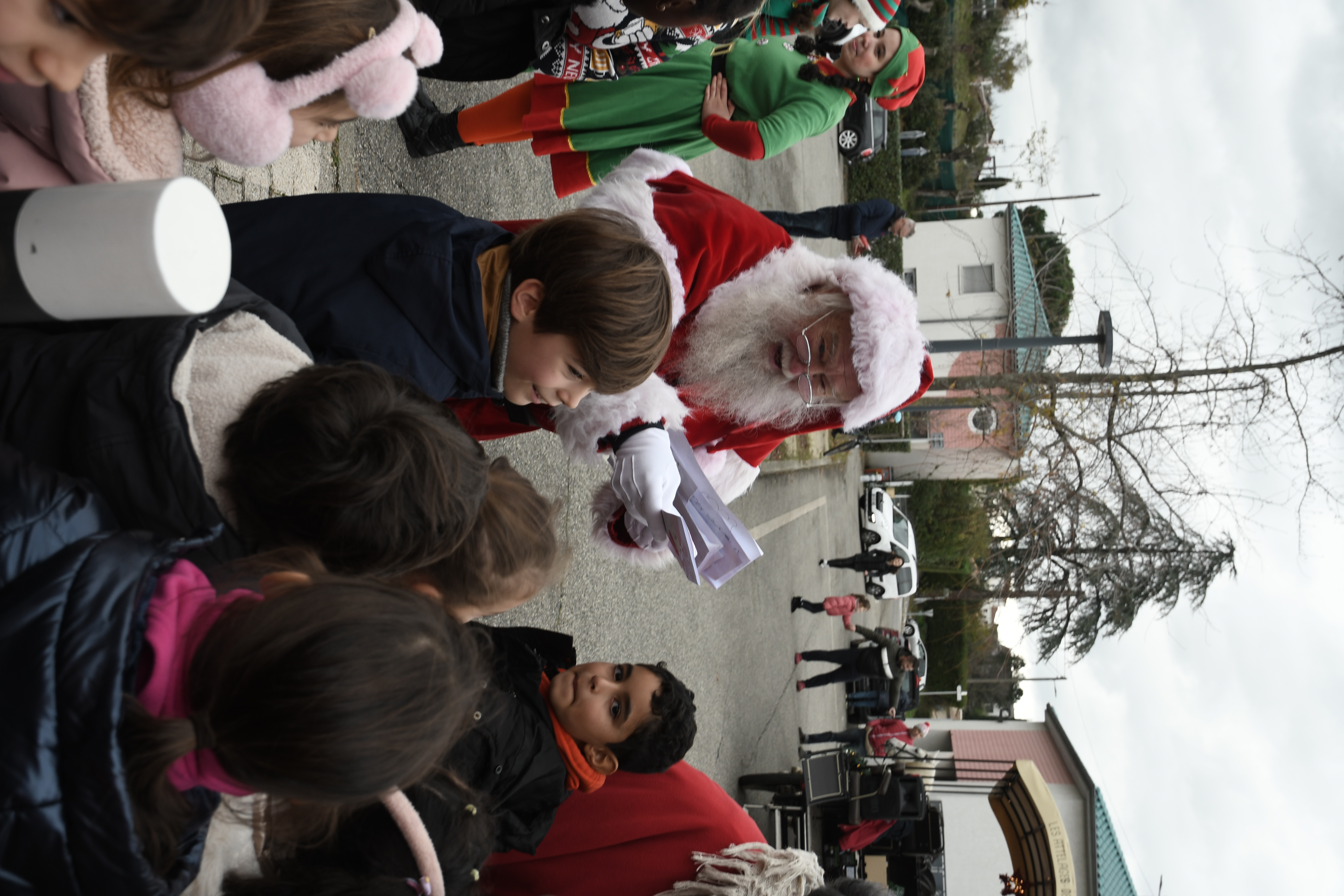 Tour de calèche du Père Noël 26.11 (9)