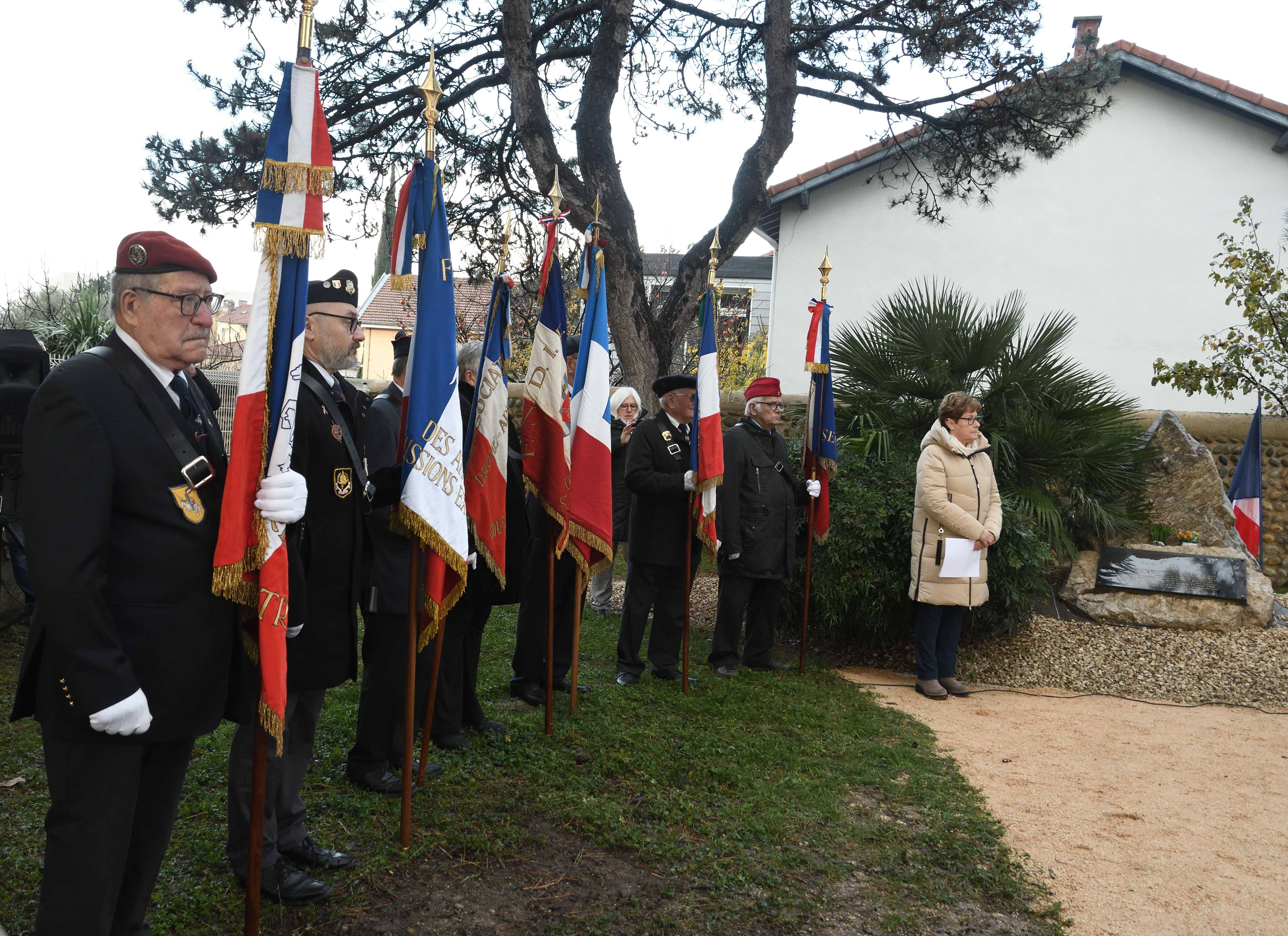 Cérémonie patriotique Saquare Bachaga 05.12 (6)