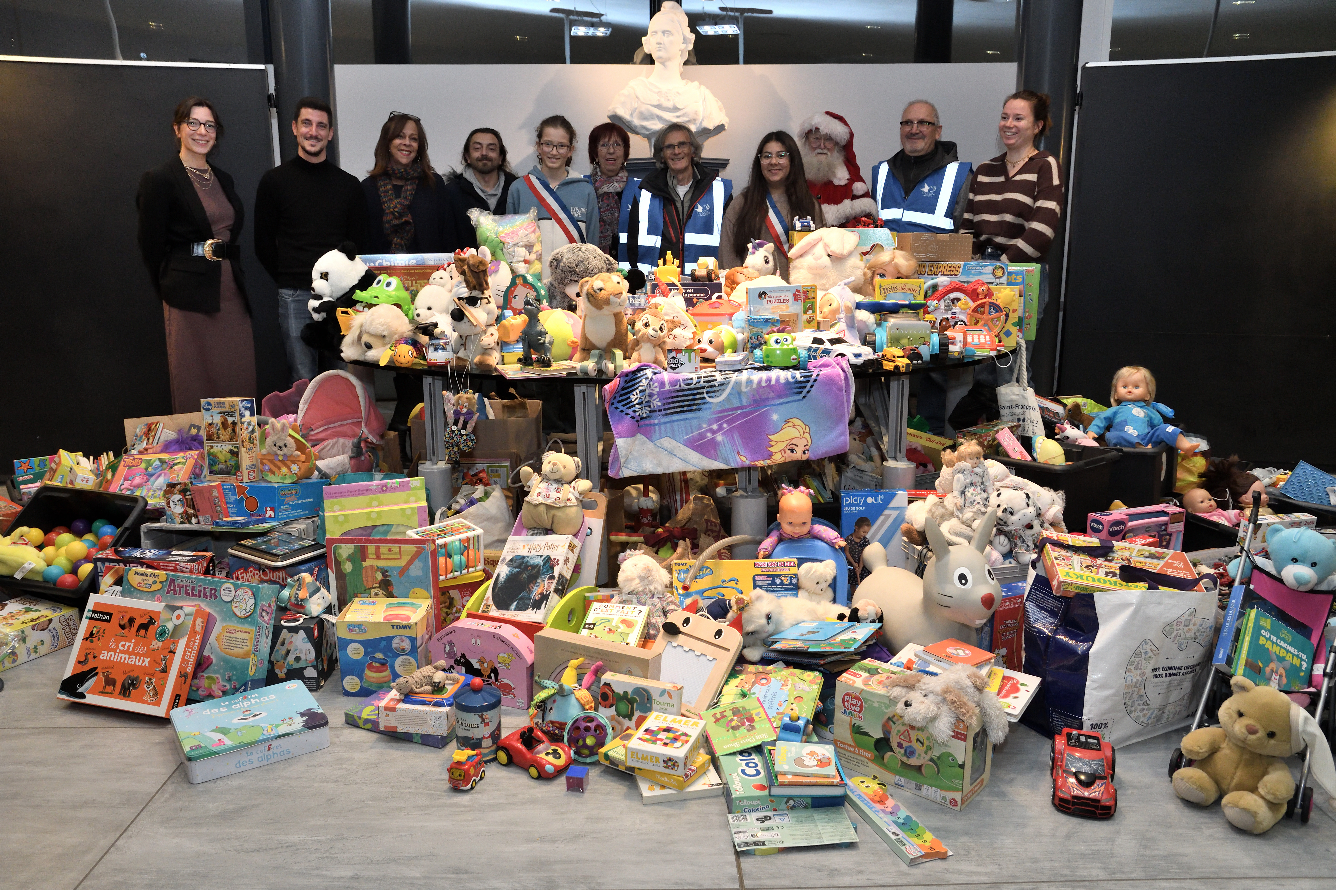 remise des cadeaux secours populaire 08.12 (16)