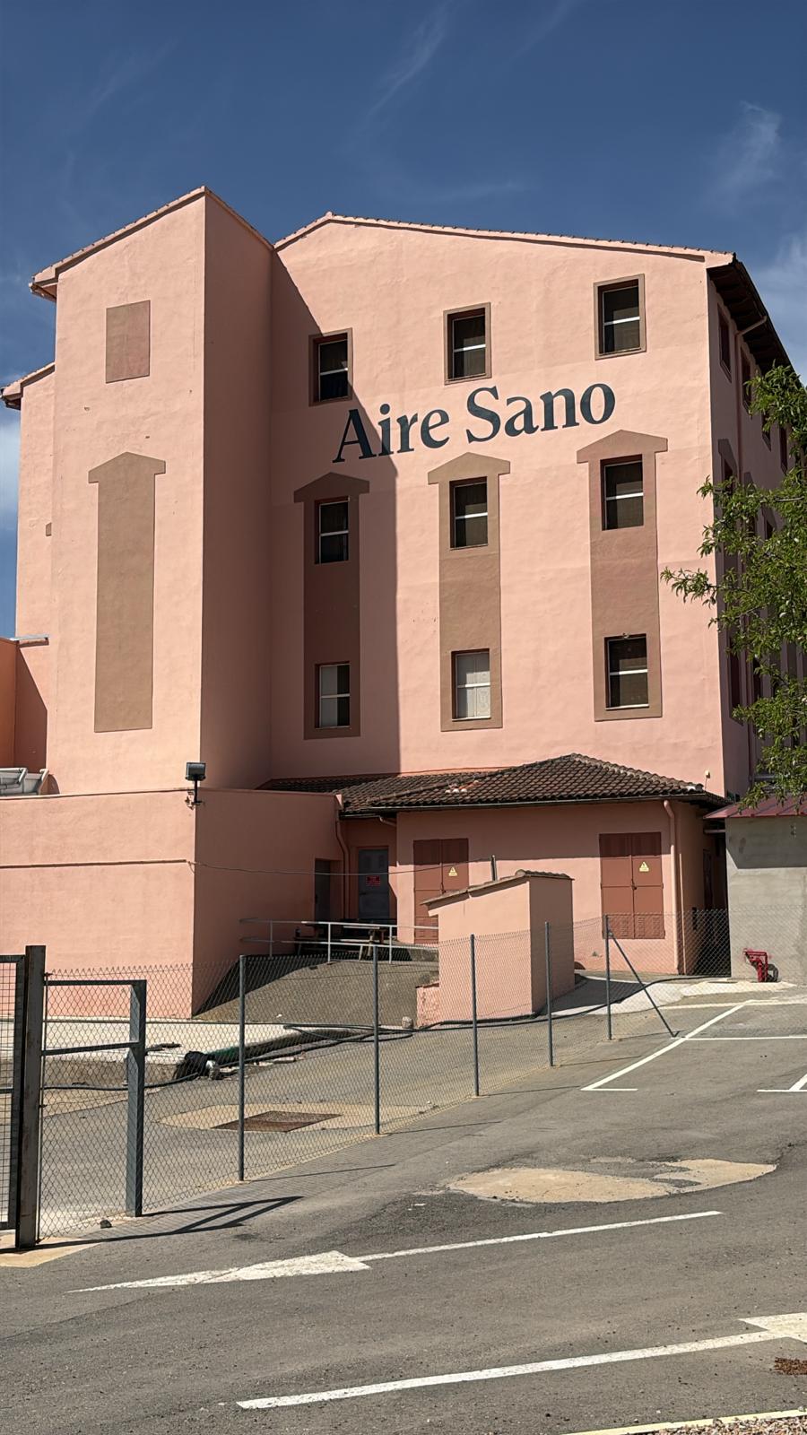 8025e9d0-b489-4653-b4b0-1bb673f51b40