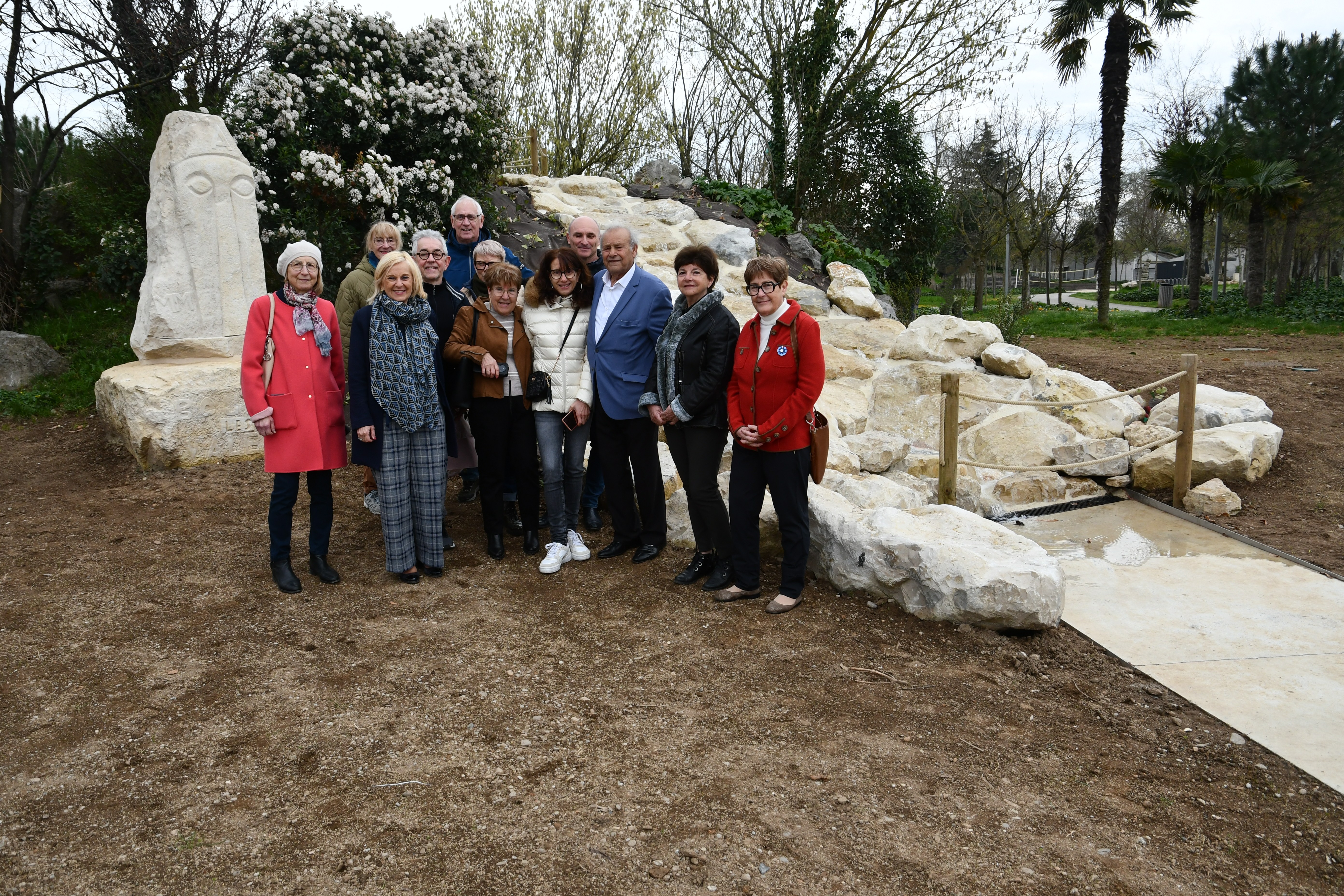 inauguration statue Costes -cascade 11.03 (11)