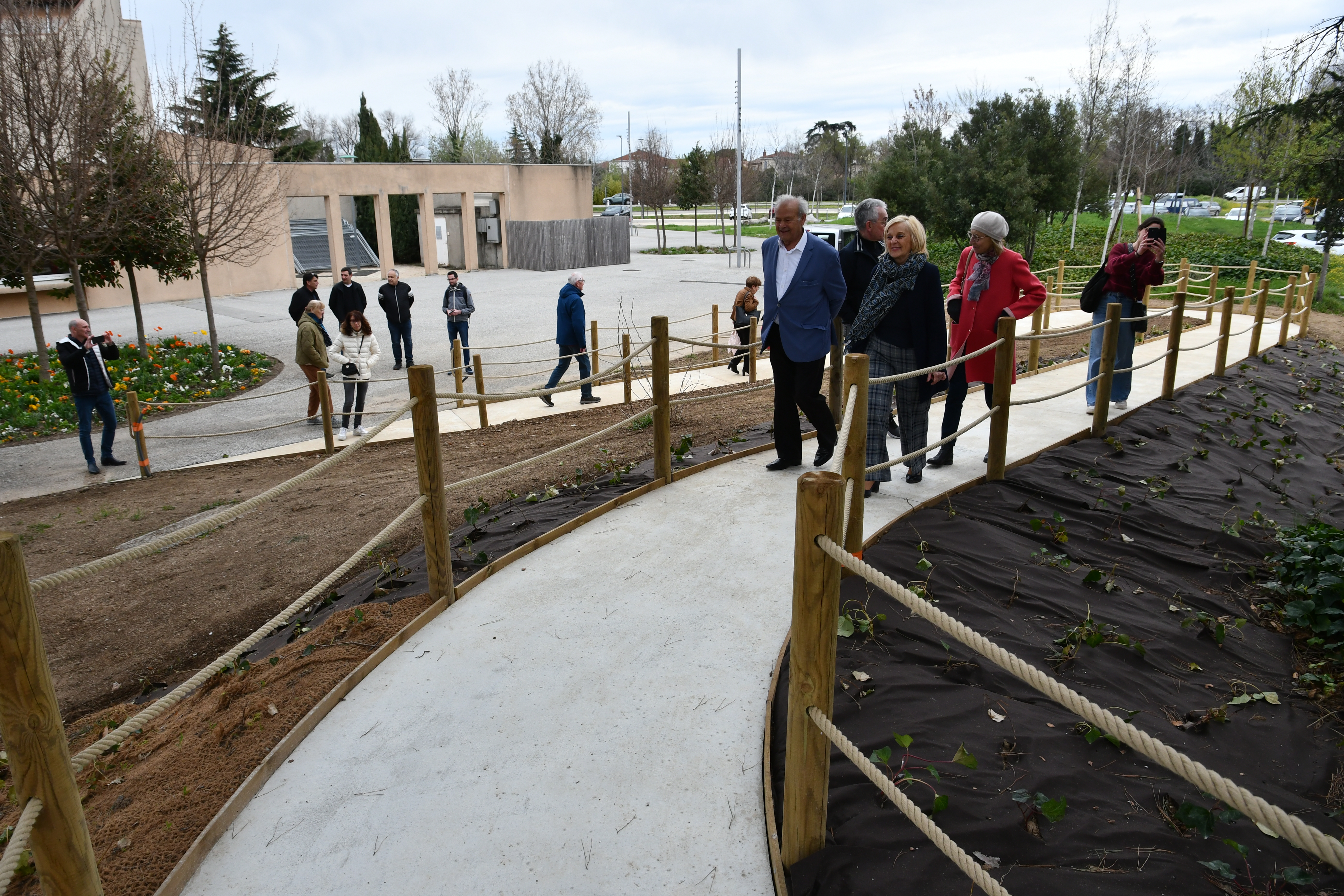 inauguration statue Costes -cascade 11.03 (16)