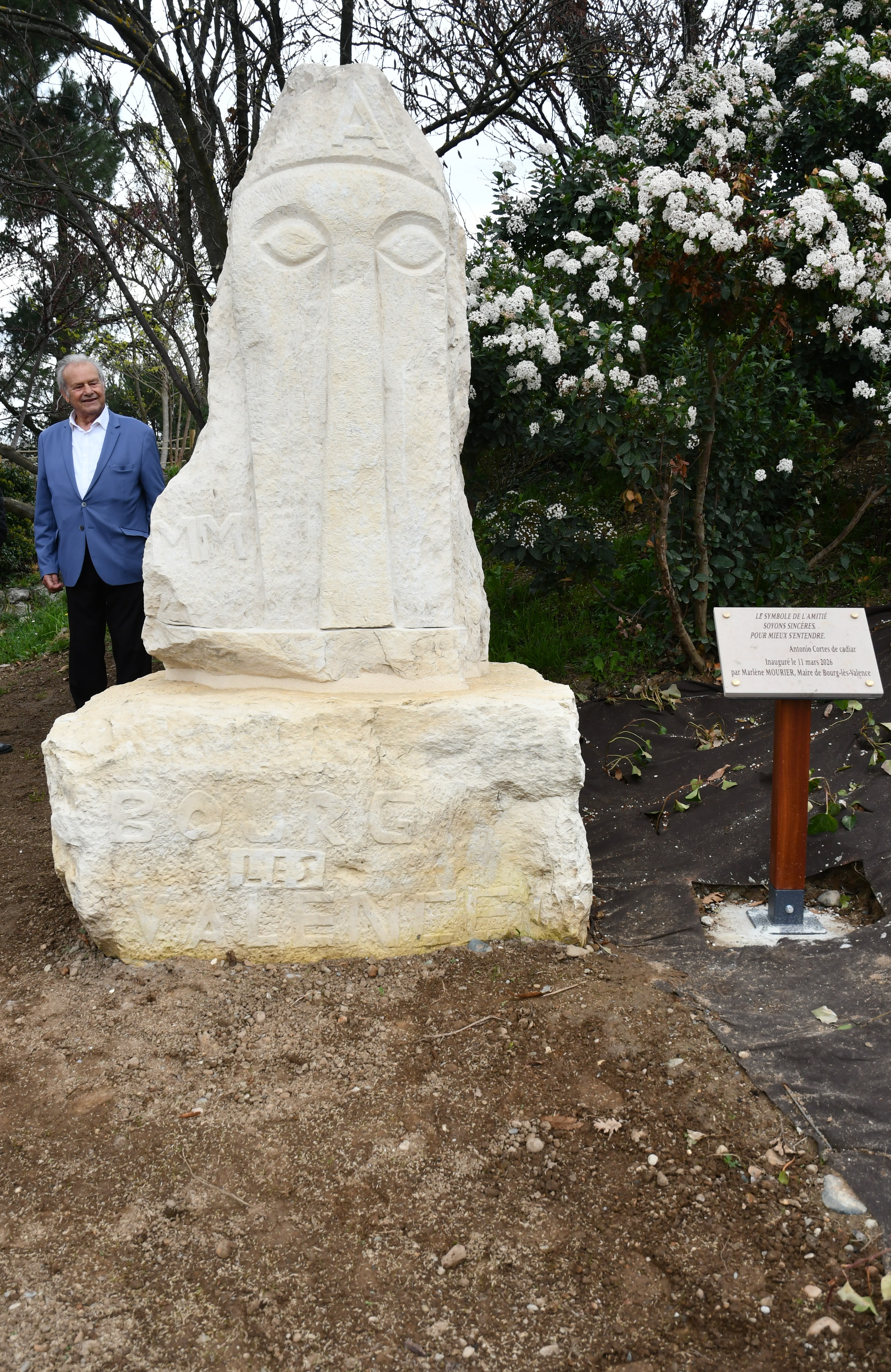 inauguration statue Costes -cascade 11.03 (6)