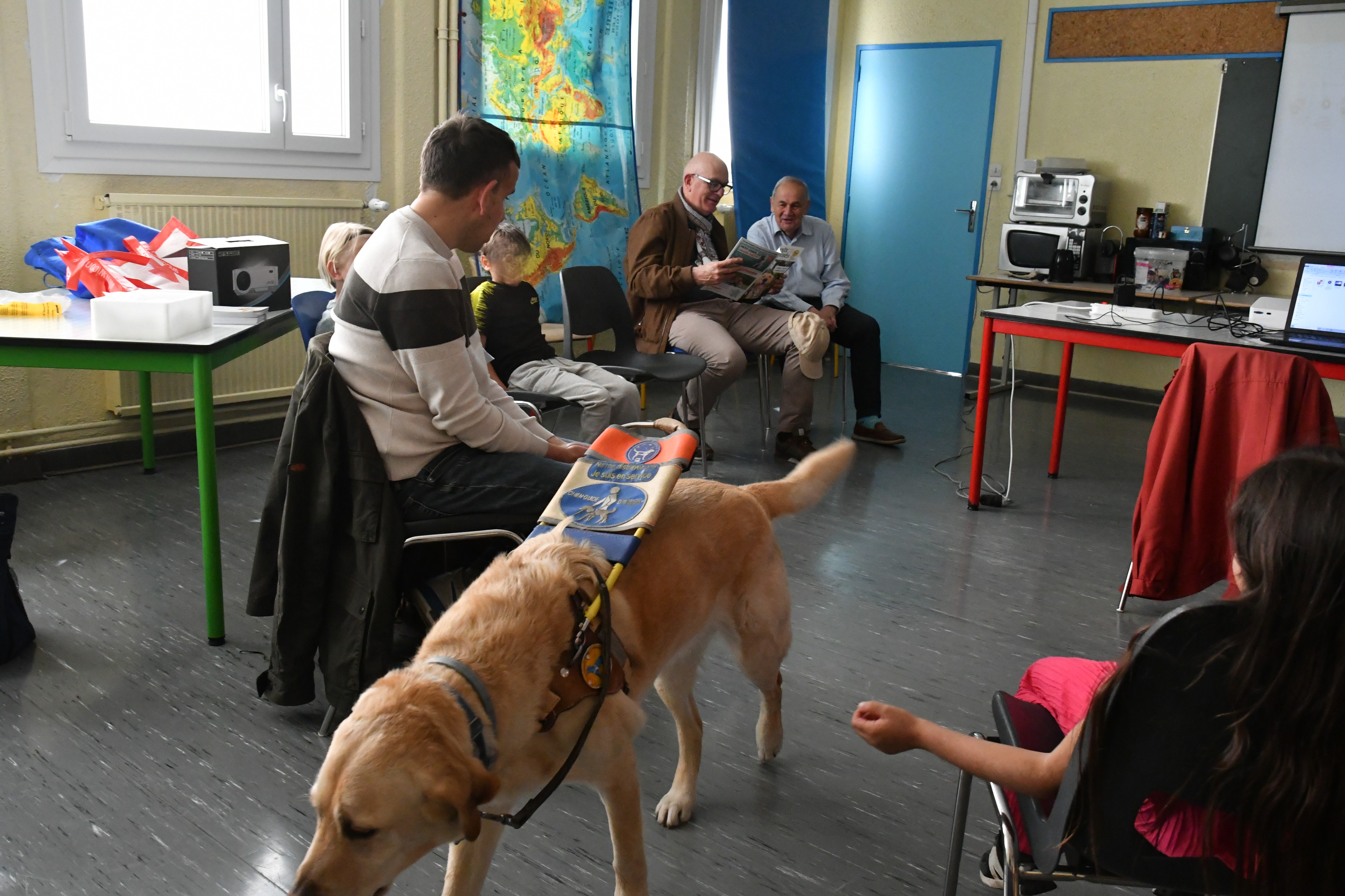 SEMAINE DE SENSIBILISATION AU HANDICAP DANS LES ECOLES 20.04 (16)