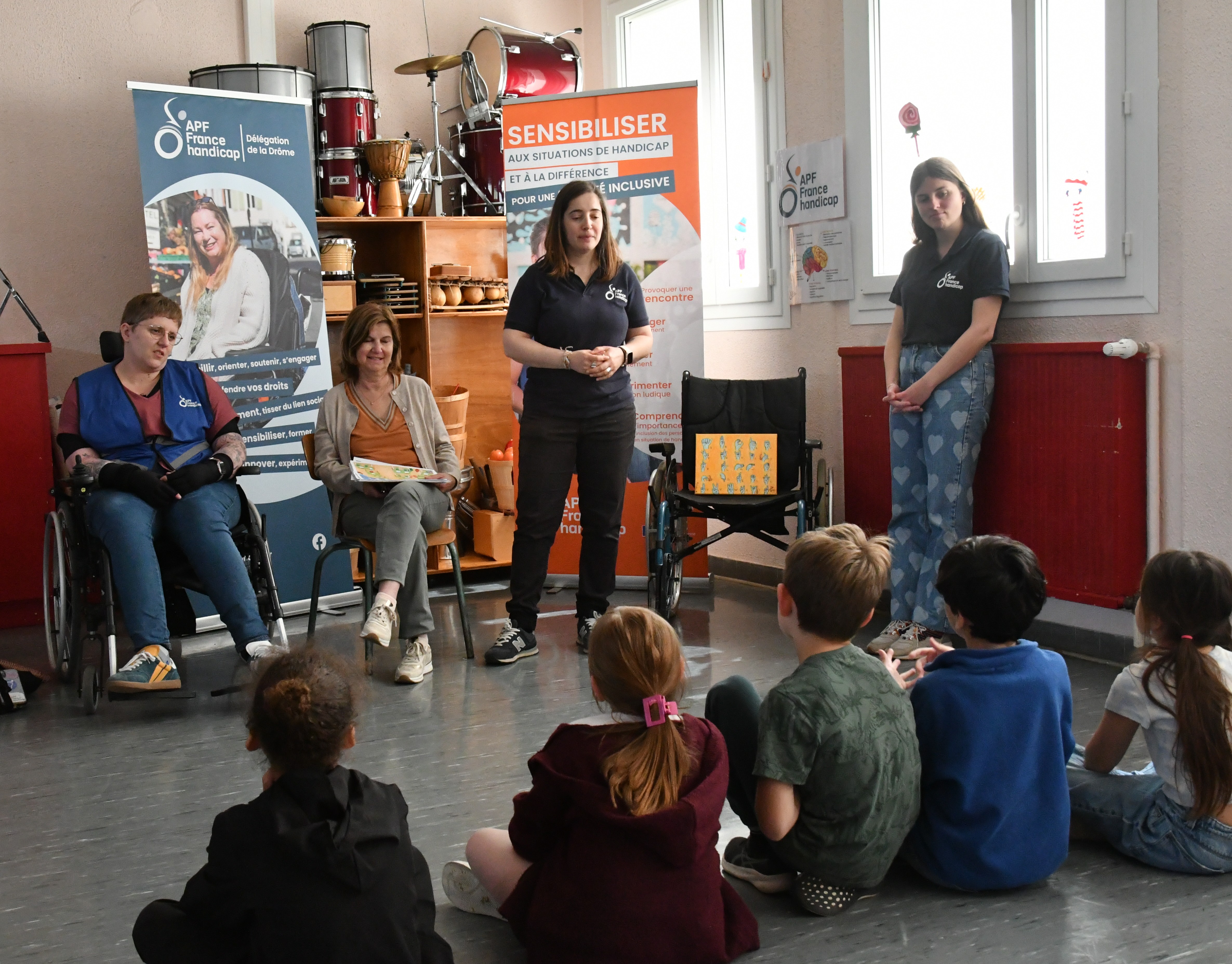 SEMAINE DE SENSIBILISATION AU HANDICAP DANS LES ECOLES 20.04 (2)