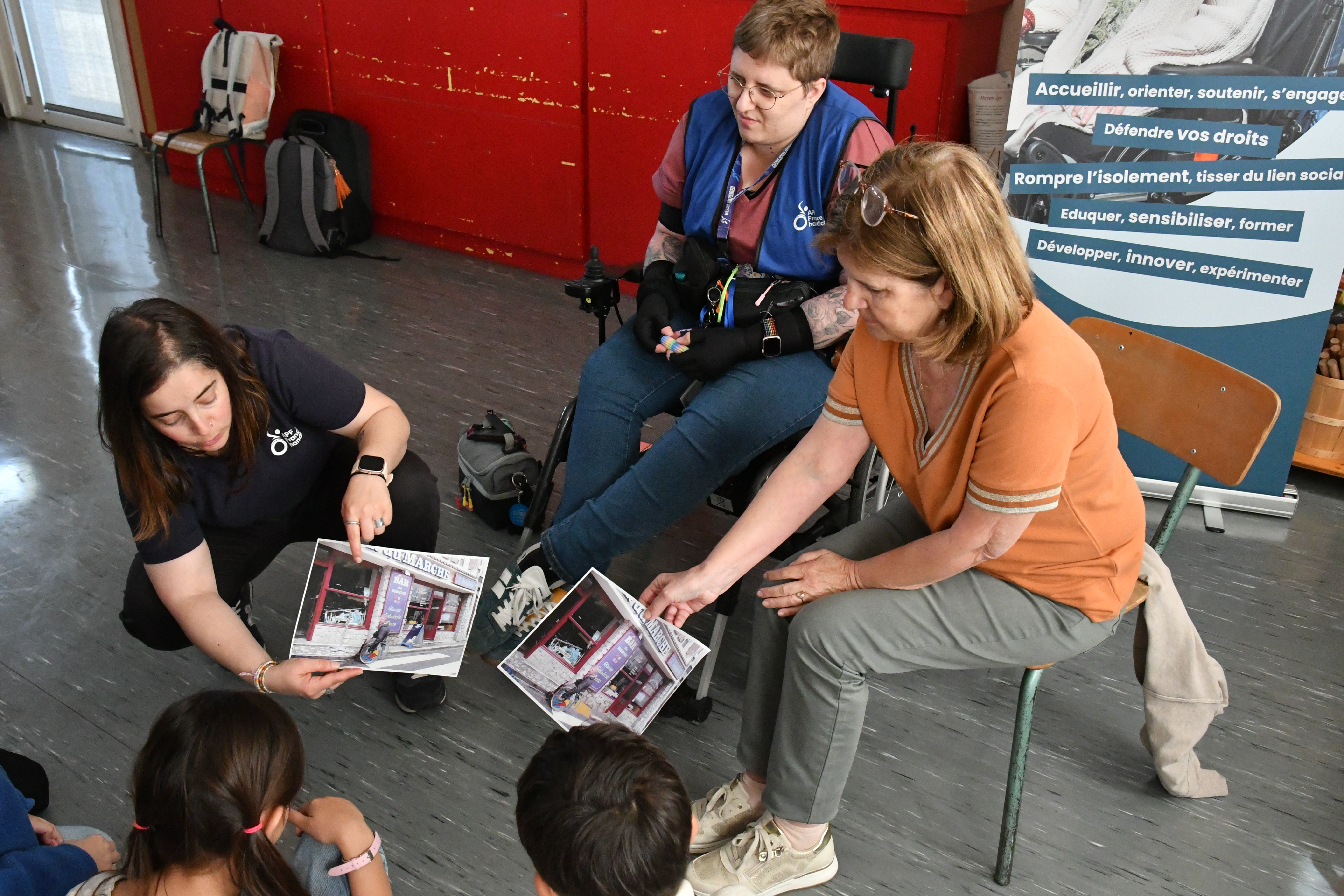 SEMAINE DE SENSIBILISATION AU HANDICAP DANS LES ECOLES 20.04 (9)
